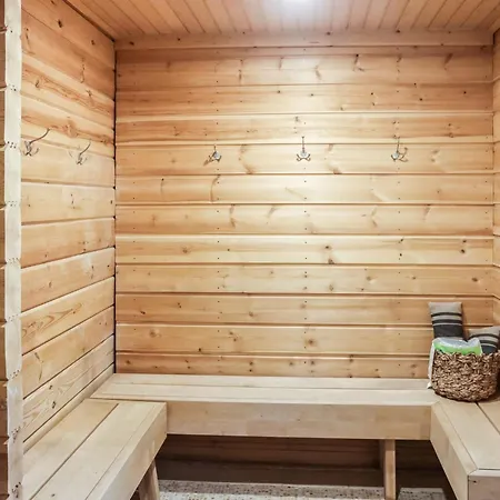 Сasa de vacaciones Uulanlinna B- Paritalo By Interhome